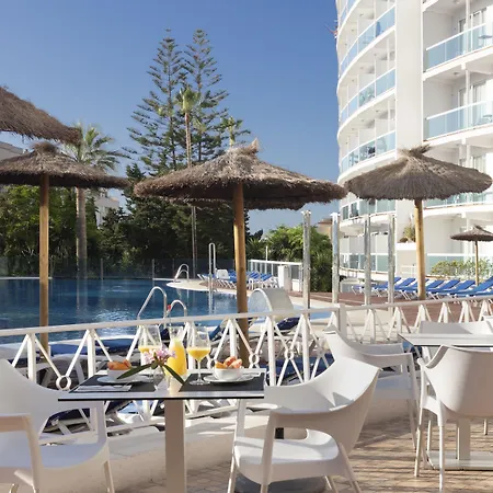 Palia Palomas Hotell 4*