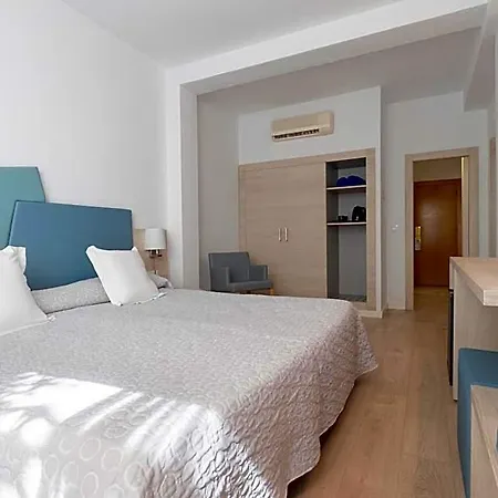Palia Palomas 4*